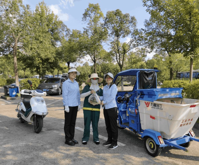 21046303b19fba57cbcd7c760f4218ff-sz_9865806 (1).jpg