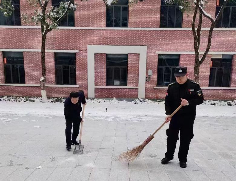 a664deda3c71e805fe8d9422882f0a63-sz_872268 (1).jpg