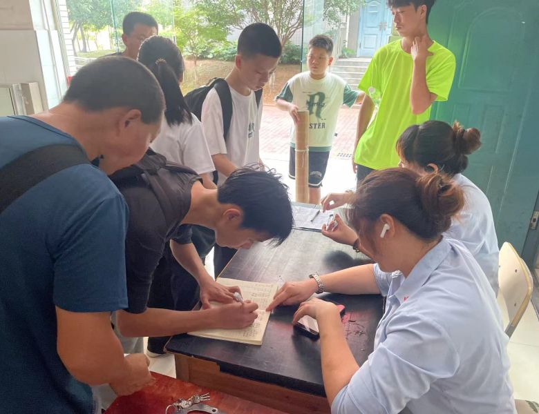 9d604b985086165f3a821b3b6ed825aa-sz_591663.jpg 9d604b985086165f3a821b3b6ed825aa-sz_591663.jpg